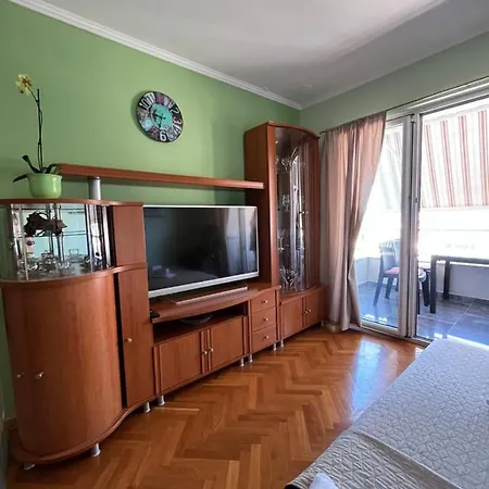 Apartman Jadran 아파트 *